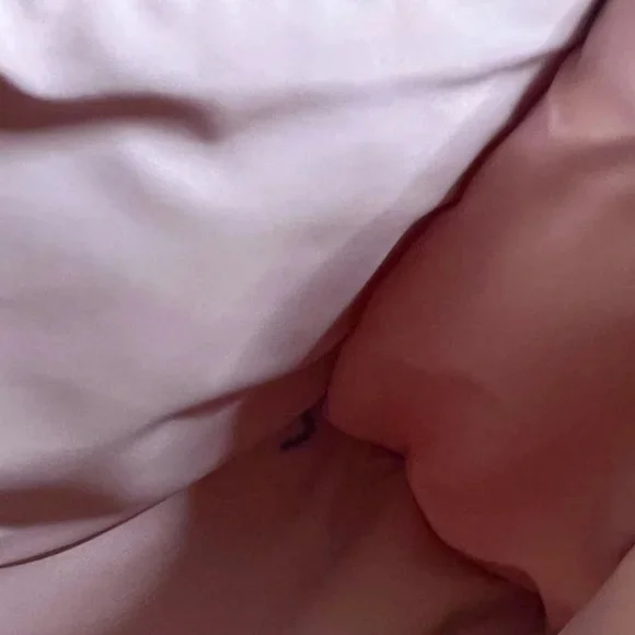 Christian Dior Beauty Pouch canvas material .Dior Box is included - Picture 4 of 8